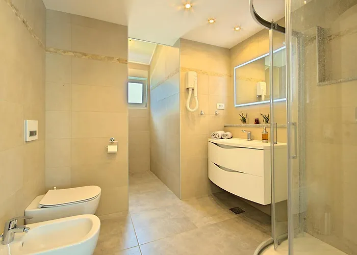 Crystallina Βίλα *